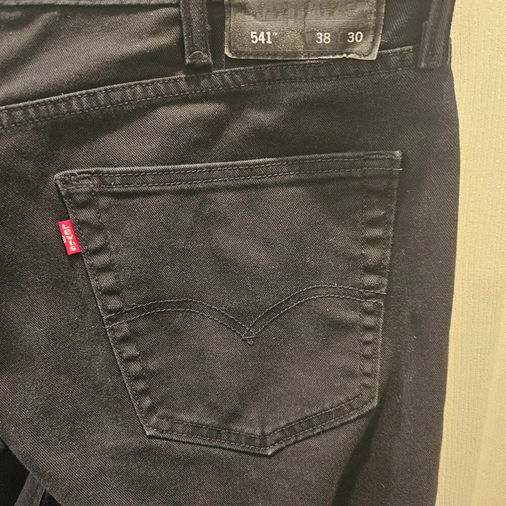 Levi's Black Denim 541 Jeans  Gently worn  Size 38x30